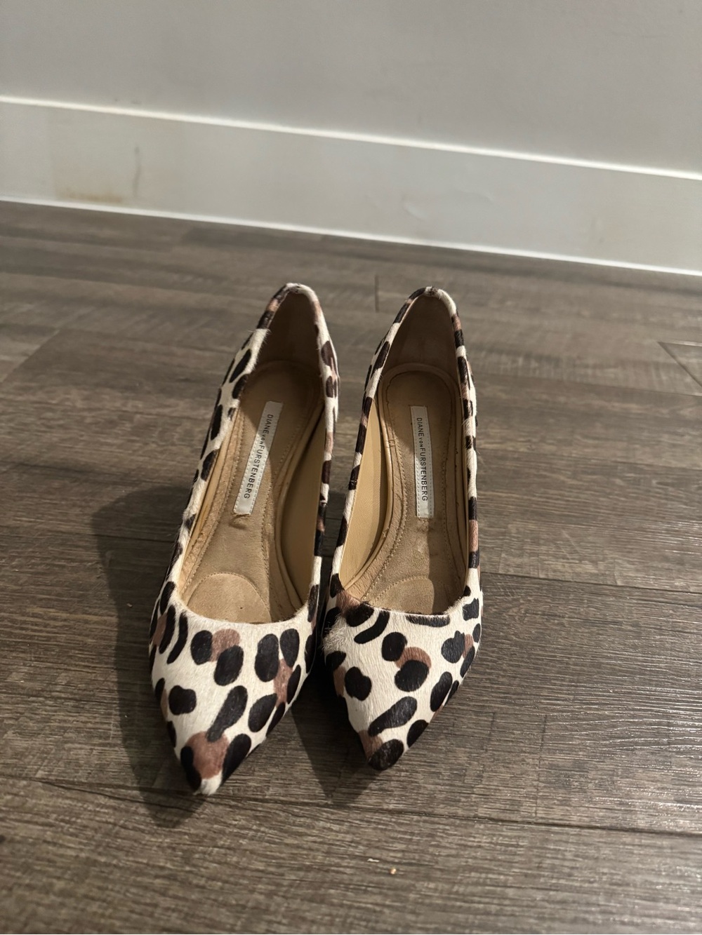 Diane Von Furstenberg Leopard Print Pointed Toe Heels - Brown/Black/Cream